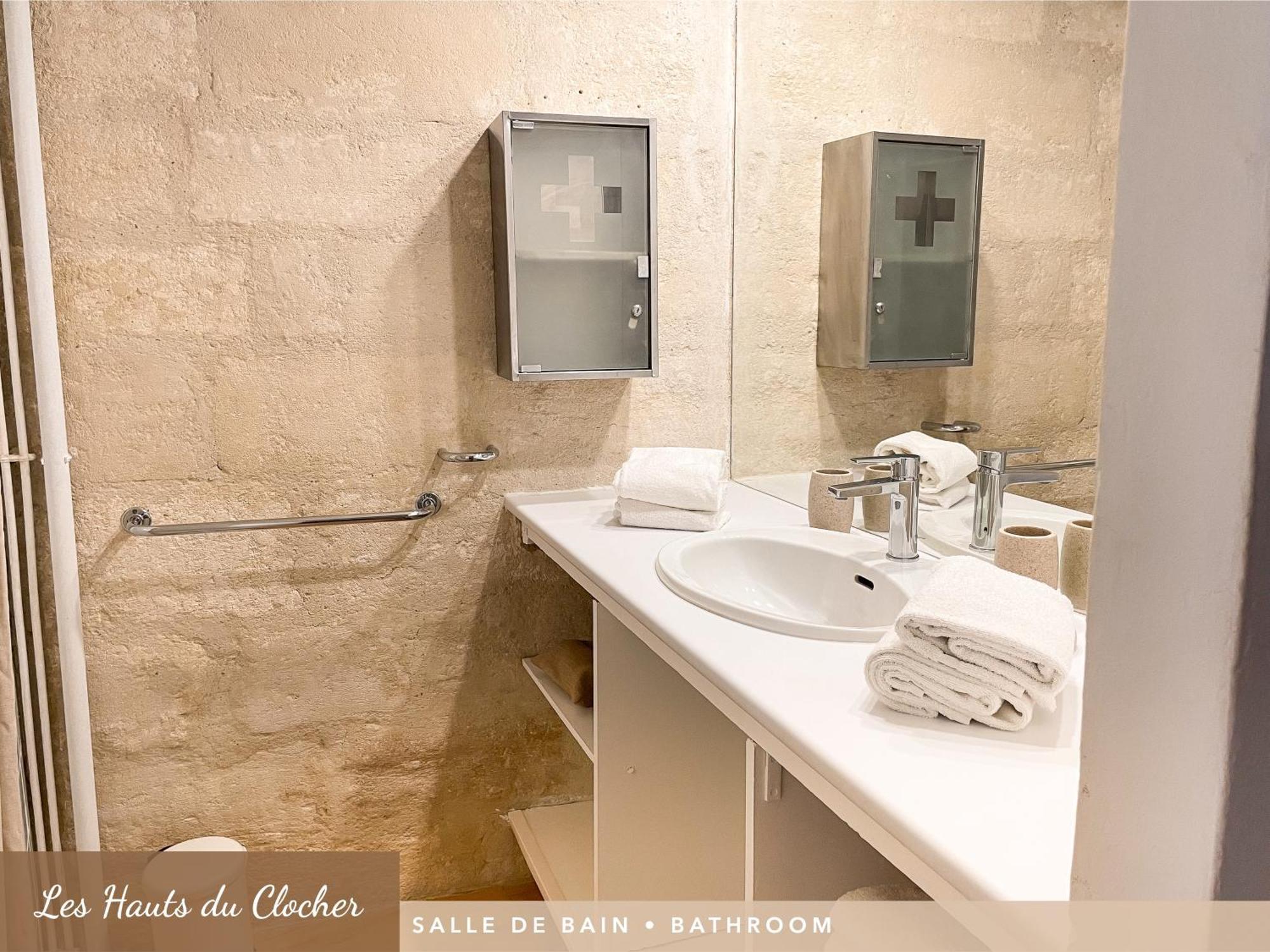 Les Appartements Du Clocher Avignone Esterno foto