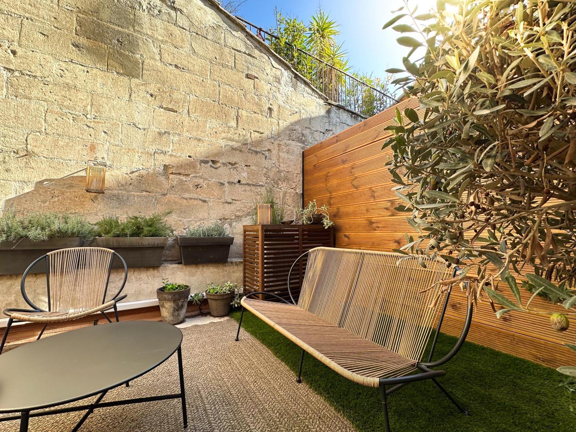 Les Appartements Du Clocher Avignone Esterno foto